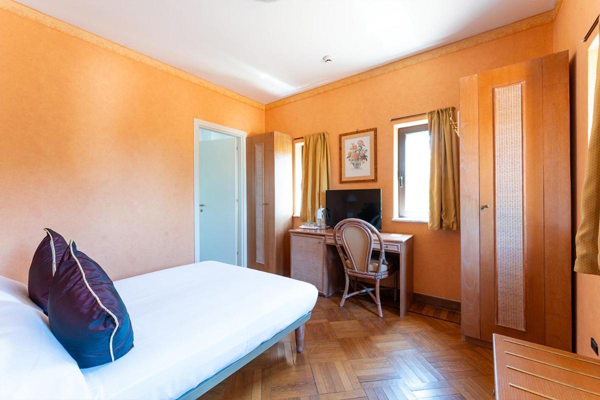 Park Hotel Villa Ariston Lido di Camaiore Exterior foto
